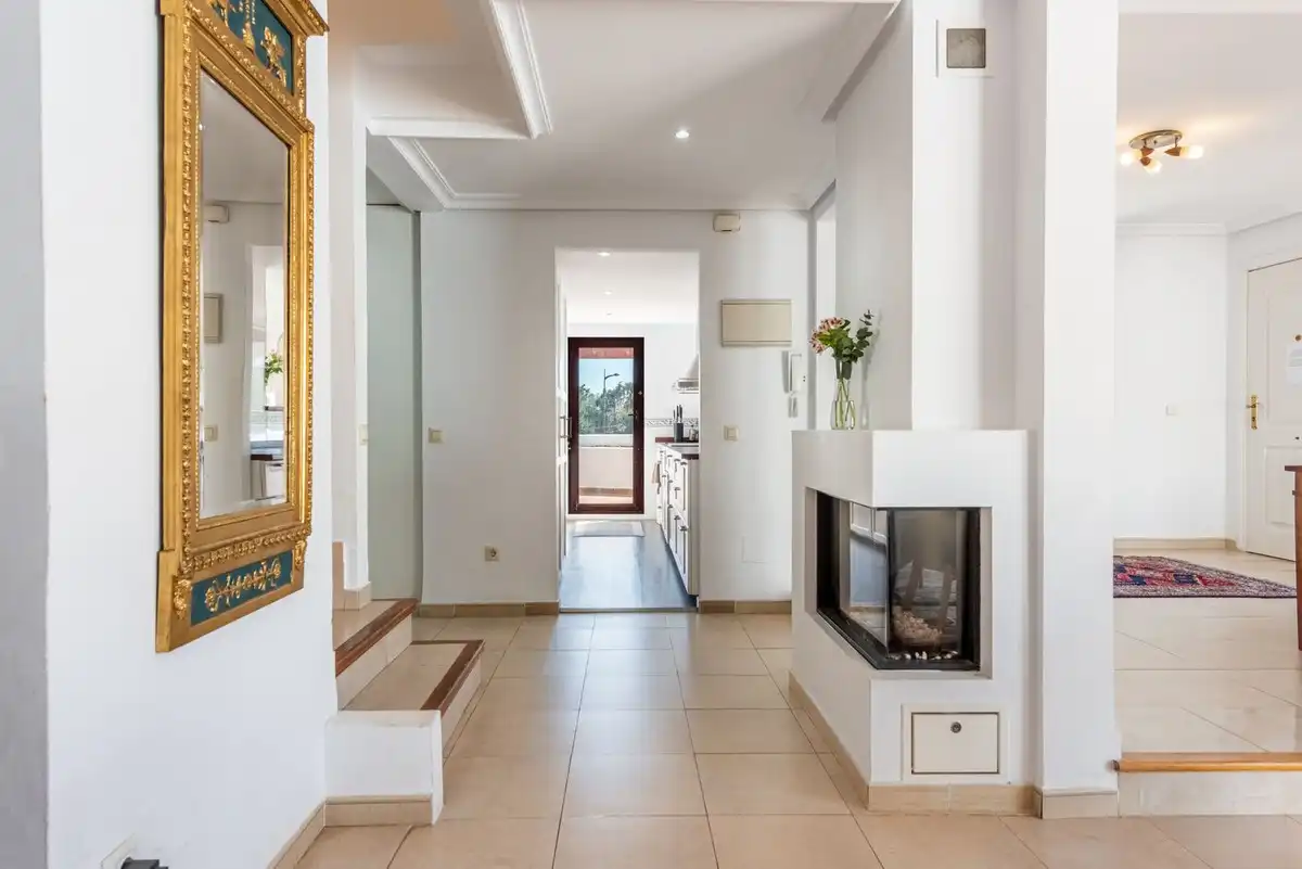 Apartament amb piscina en venda a Nueva Andalucía, imagen 9