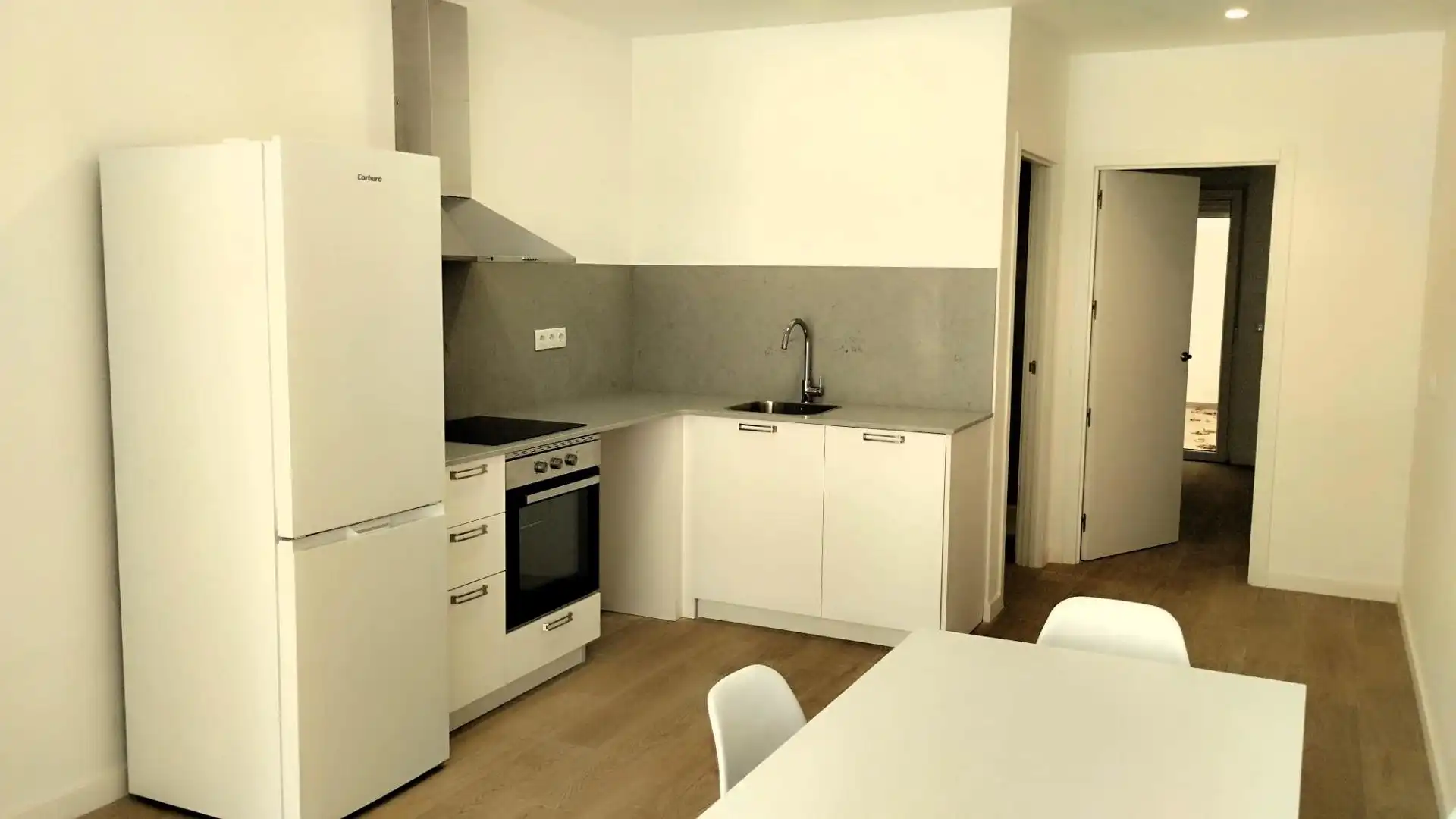 Cuina de Planta baixa en venda en Xirivella amb Aire condicionat, Terrassa i Moblat