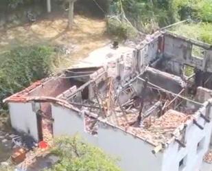 Vista exterior de Casa o xalet en venda en Loiu amb Terrassa