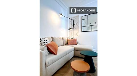 Foto 3 de Estudi per a compartir a Cuatro Caminos - Azca, Madrid