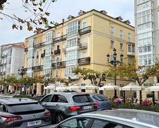 Vista exterior de Àtic en venda en Santander amb Calefacció