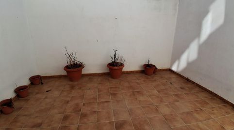Foto 4 de Casa adosada en venta en La Gineta, Albacete