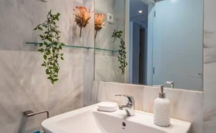 Foto 5 de Piso en venta en Calle Río Aranda, 7, Manantiales - Estación de Autobuses, Torremolinos