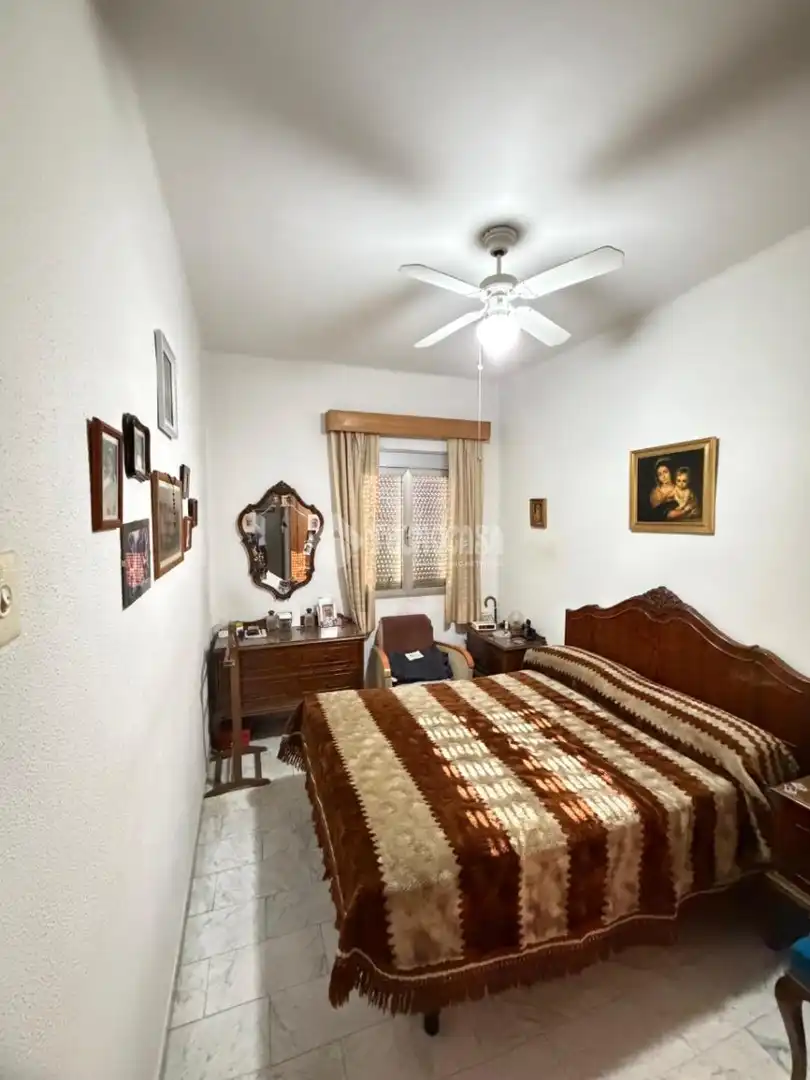 Habitación de Piso en venta en Sevilla con Balcón