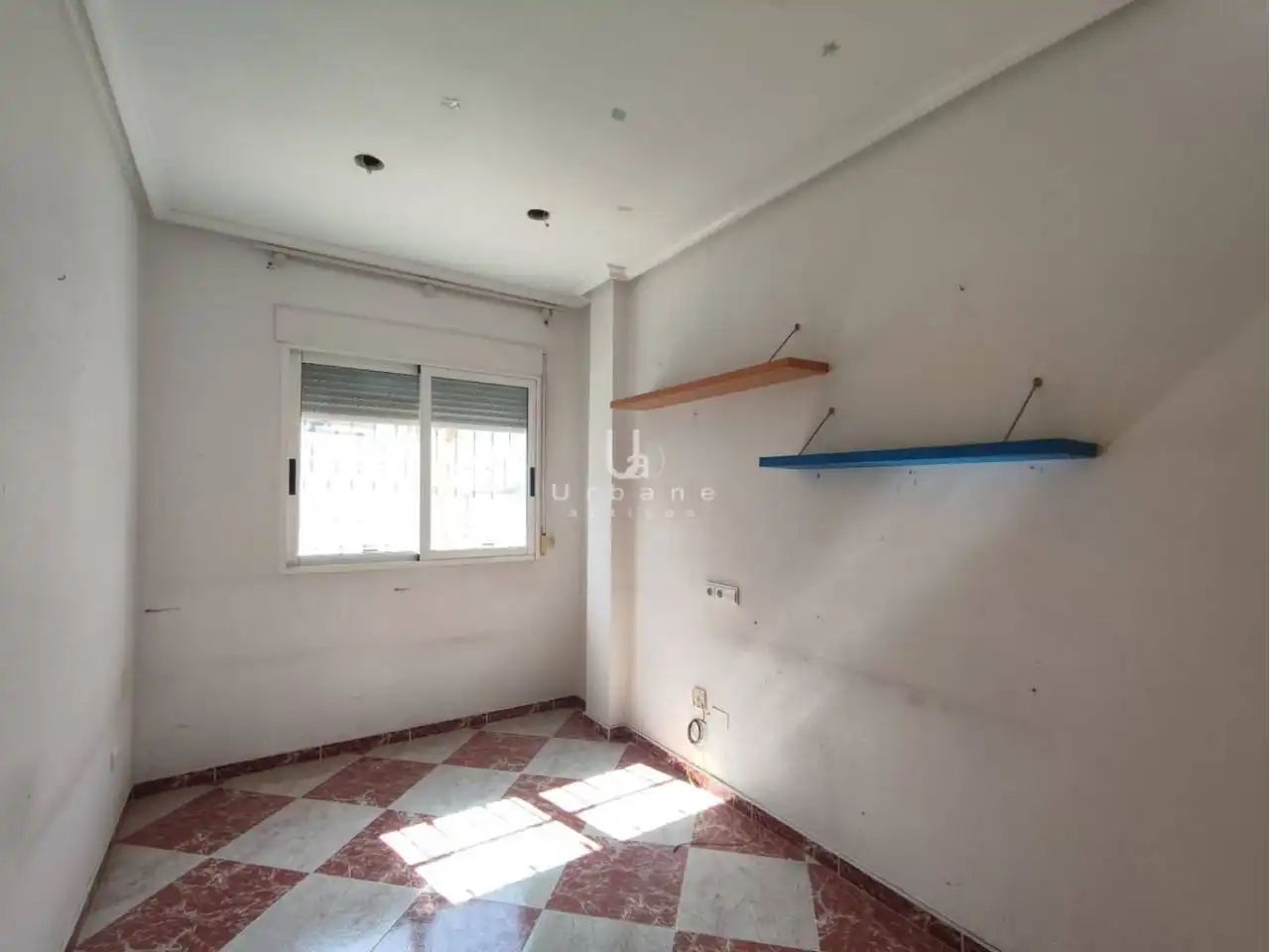 Habitación de Casa adosada en venta en Beniel