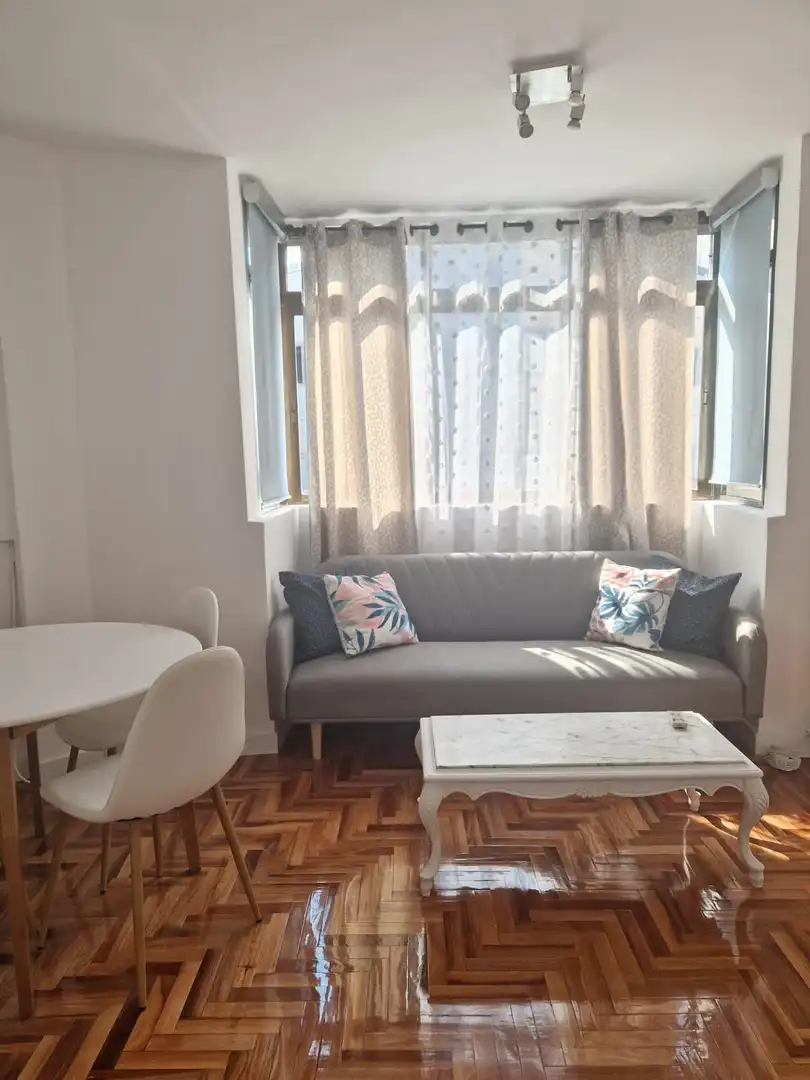 Sala d'estar de Pis de lloguer en Madrid amb Aire condicionat, Calefacció i Moblat