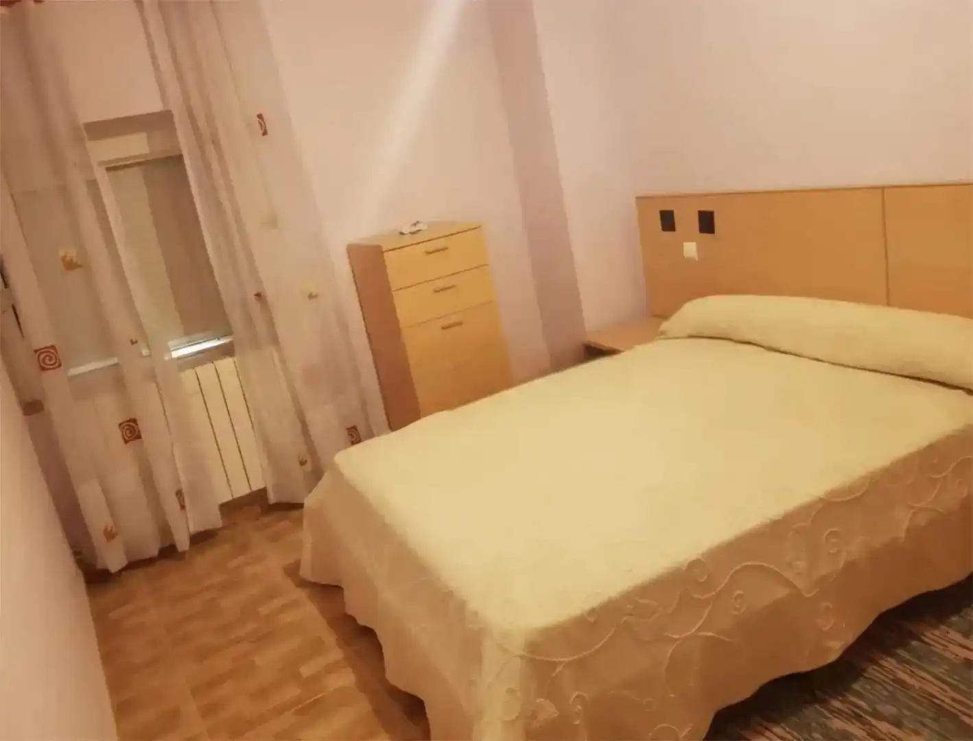 Dormitori de Casa o xalet en venda en Itero de la Vega amb Jardí privat, Traster i Moblat
