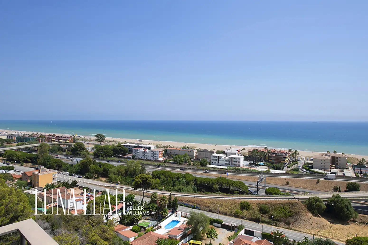 Außenansicht von Haus oder Chalet zur Miete in Sitges mit Klimaanlage, Terrasse und Möbliert