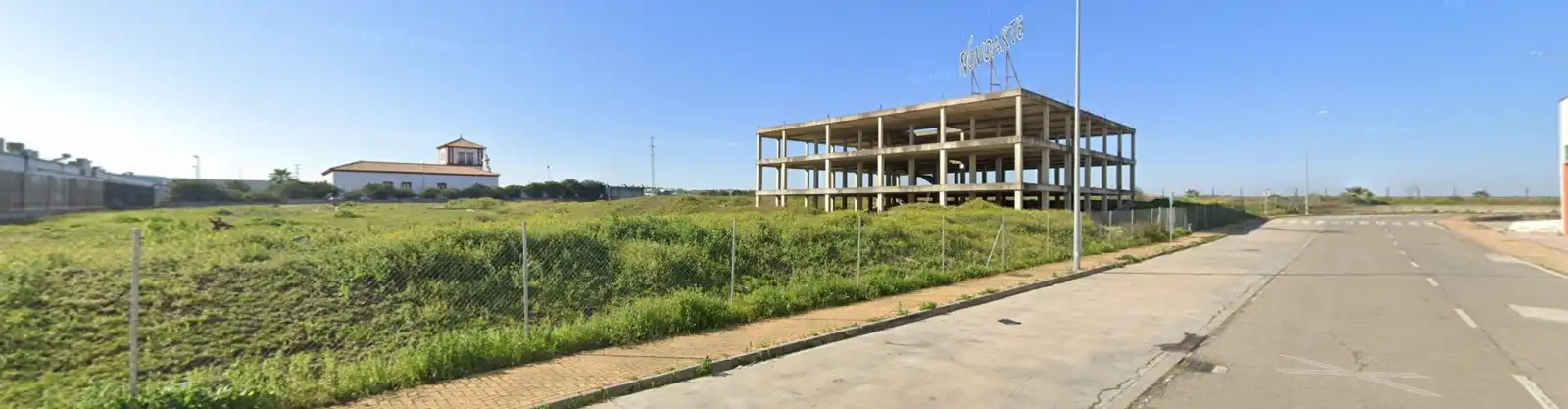 Außenansicht von Fabrik Grundstücke zum Verkauf in Huévar del Aljarafe