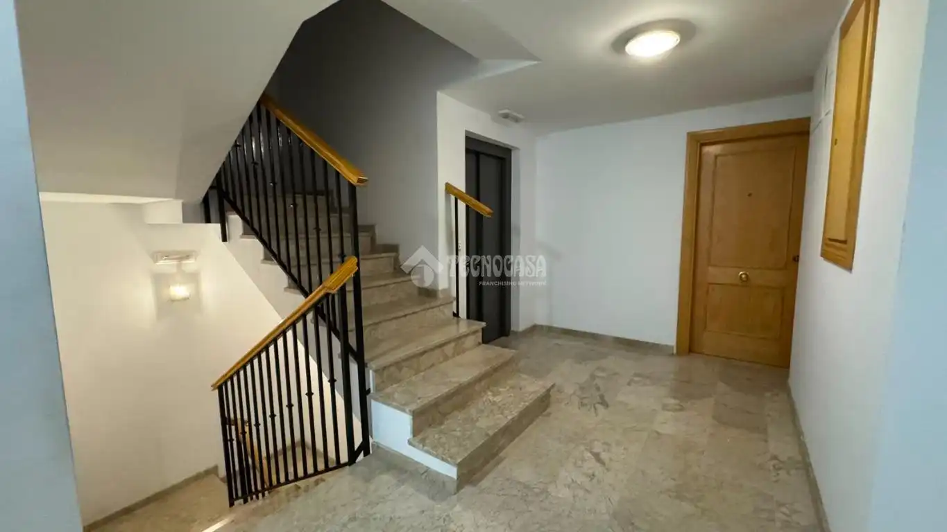 Piso en venta en Polopos con Aire acondicionado y Balcón