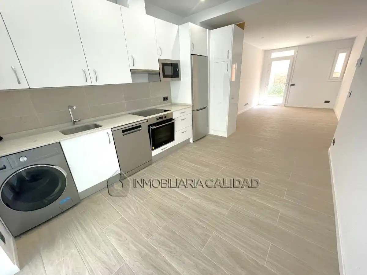 Kitchen of Flat for rent in Burgos  with Heating and Furnished