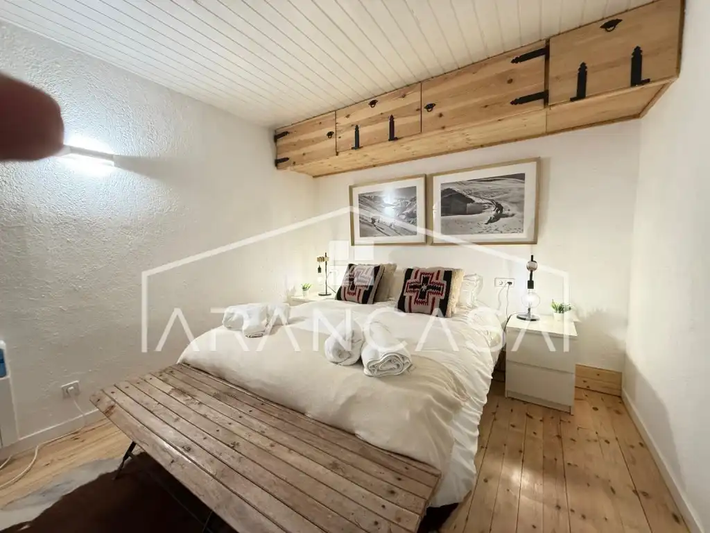 Bedroom of Apartments for sale in Naut Aran