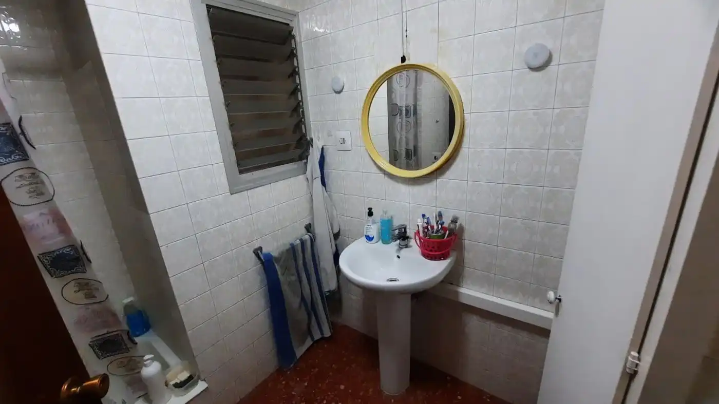 Bany de Pis en venda en Amposta amb Terrassa, Moblat i Balcó