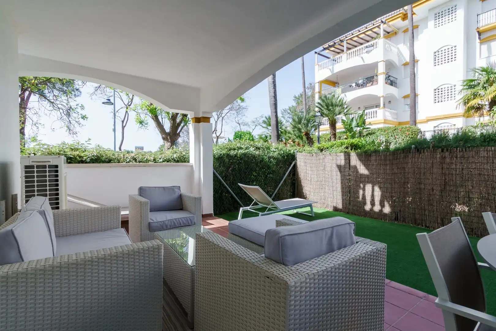 Terrassa de Planta baixa de lloguer en Marbella amb Terrassa, Piscina i Piscina comunitària