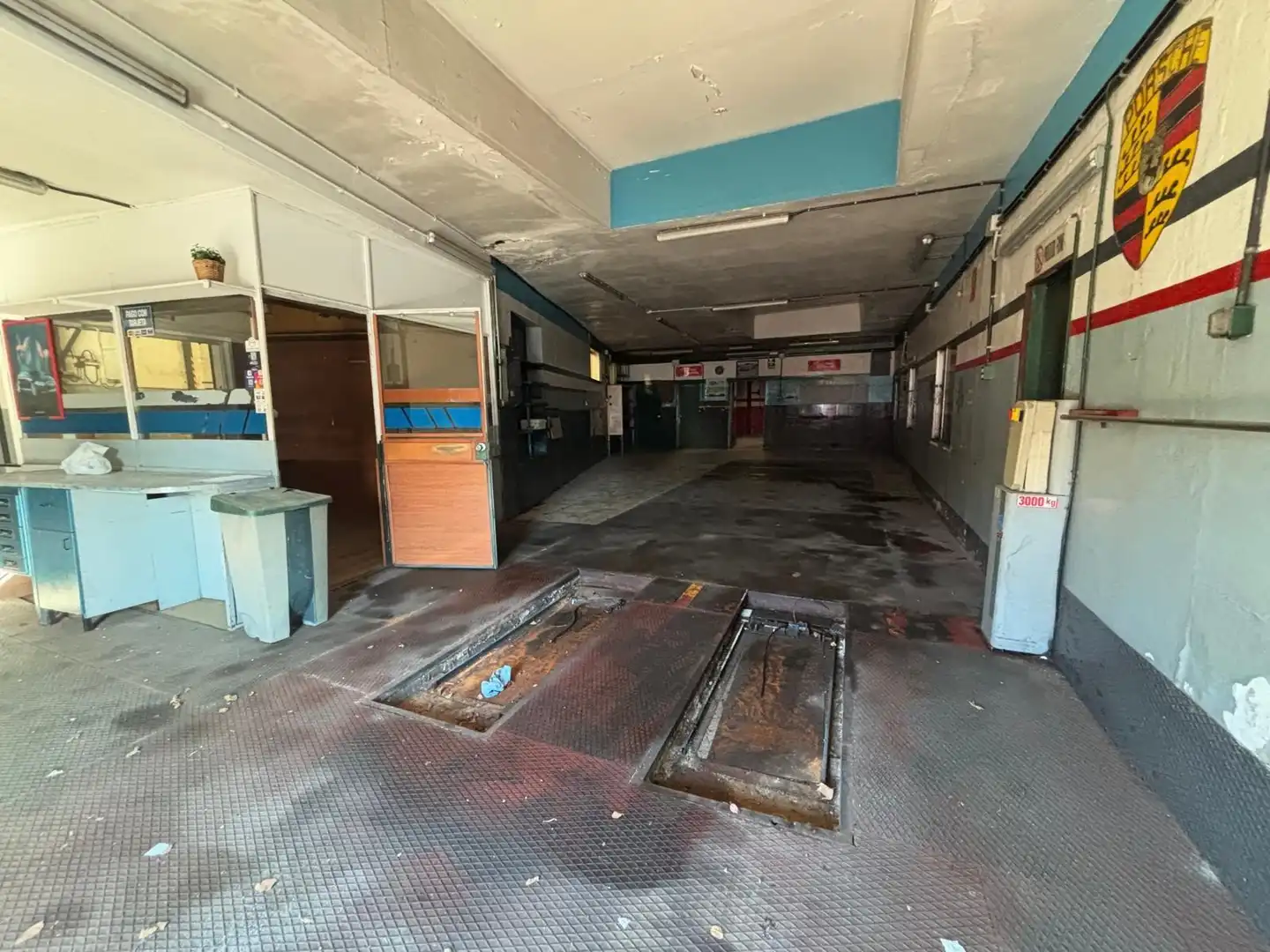 Industrial building for sale in Bollullos de la Mitación, imagen 3