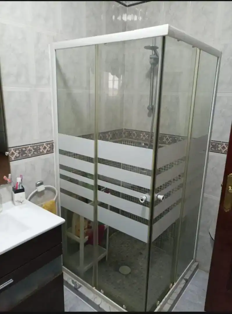Bany de Casa o xalet en venda en Coria del Río amb Aire condicionat i Piscina