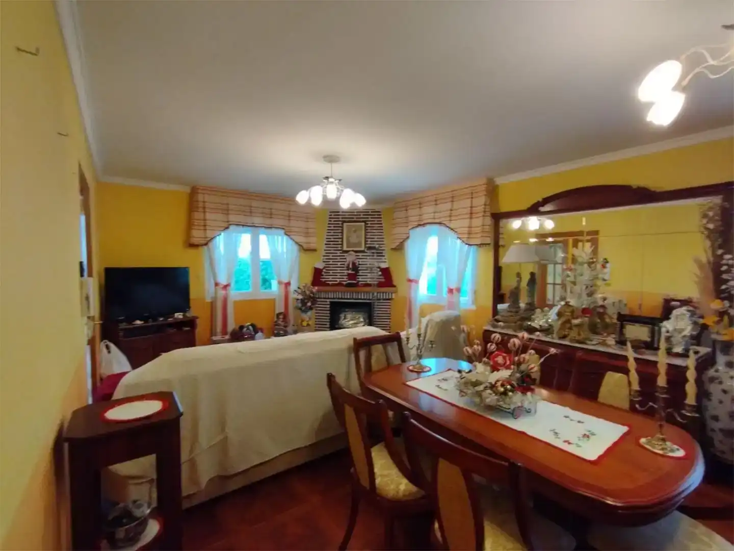 Sala de estar de Casa o chalet en venta en Briviesca con Jardín privado, Trastero y Piscina