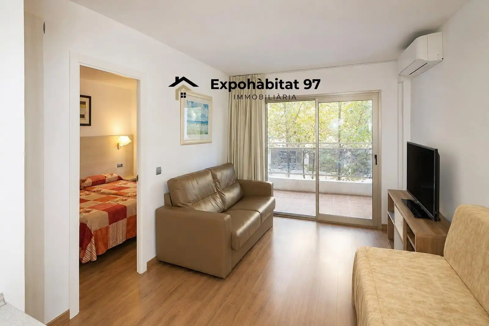 Dormitori de Apartament en venda en Salou amb Calefacció, Parquet i Moblat