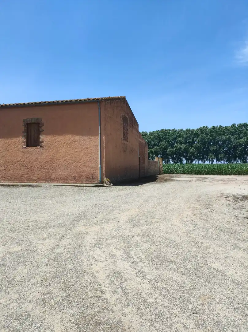 Außenansicht von Haus oder Chalet zum Verkauf in L'Estartit mit Privatgarten