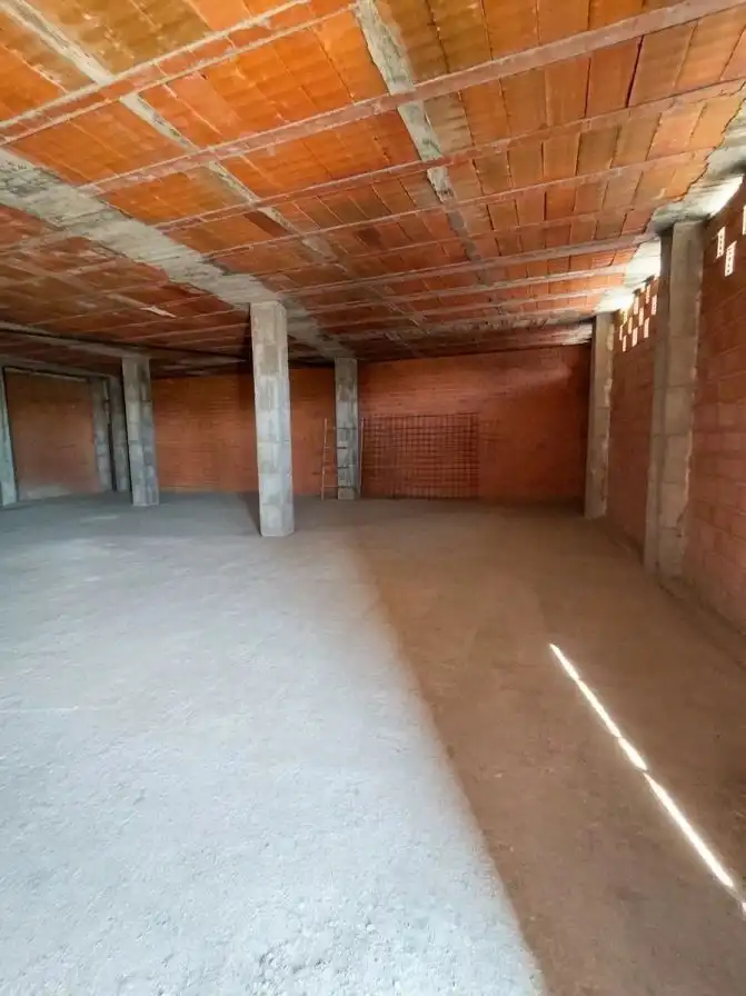 Local comercial en venda a Avenida Elvas, imagen 18