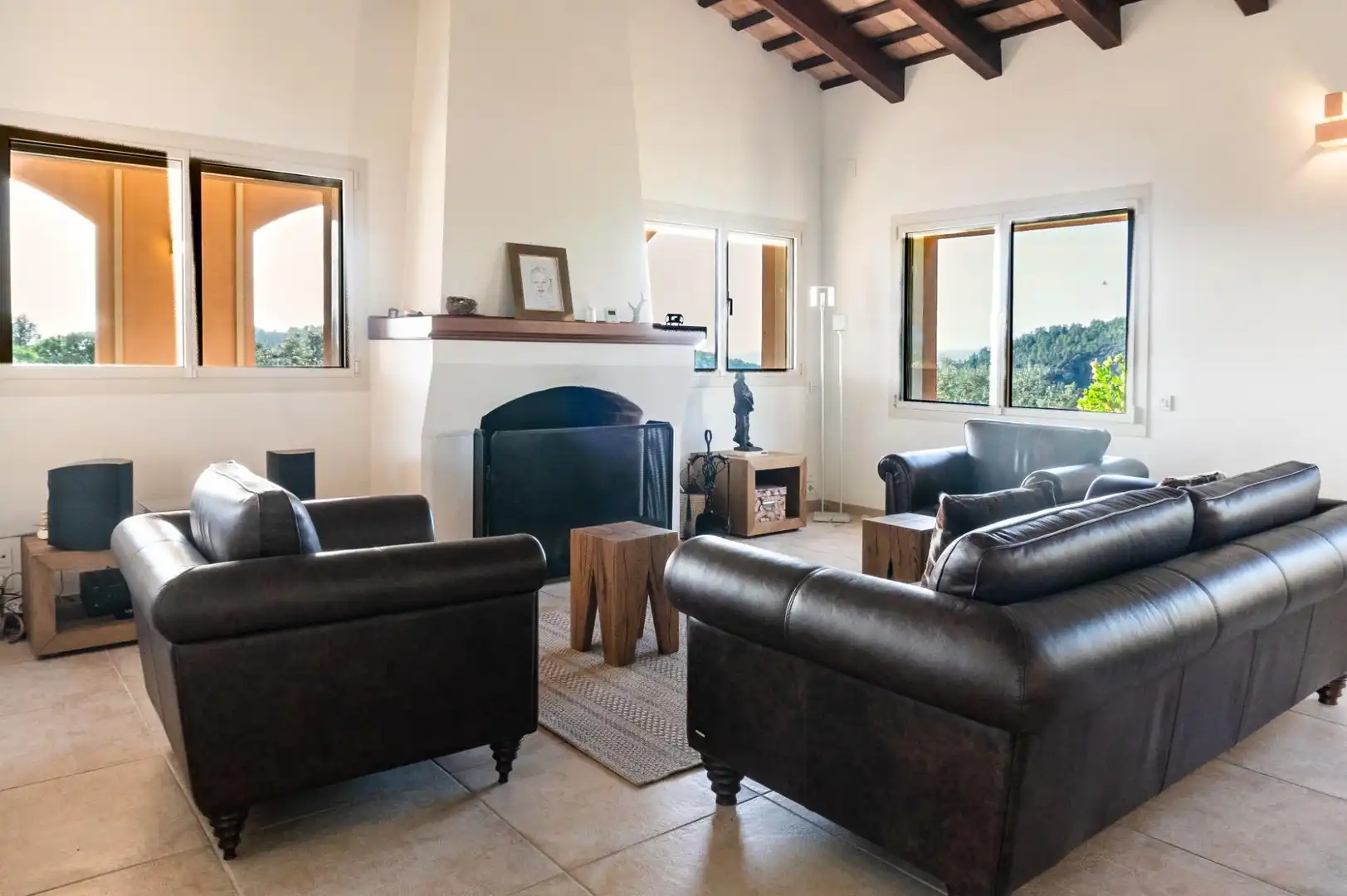 Sala d'estar de Finca rústica en venda en Falset amb Calefacció, Jardí privat i Terrassa