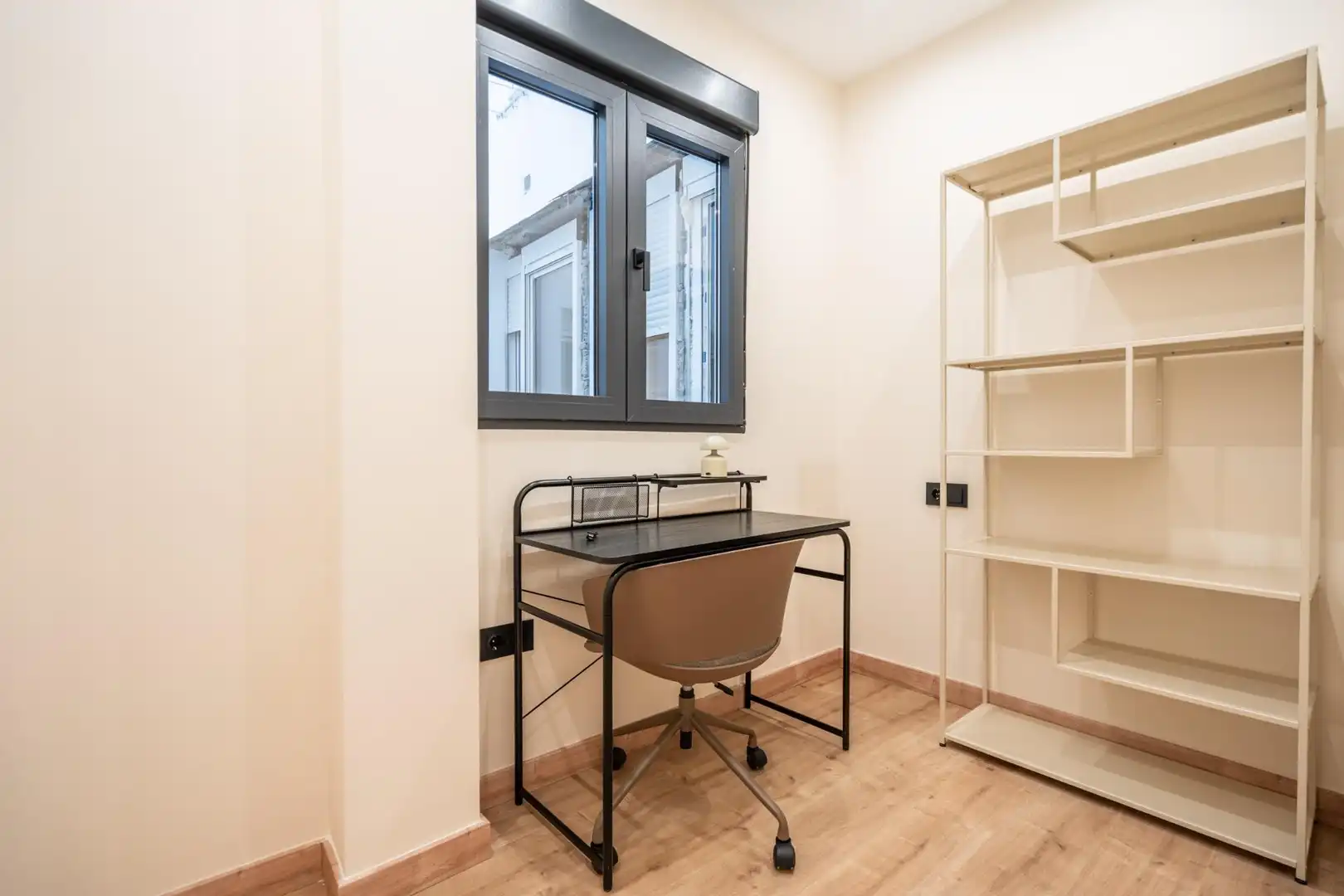 Habitación de Piso en venta en Granada con Aire acondicionado, Calefacción y Amueblado