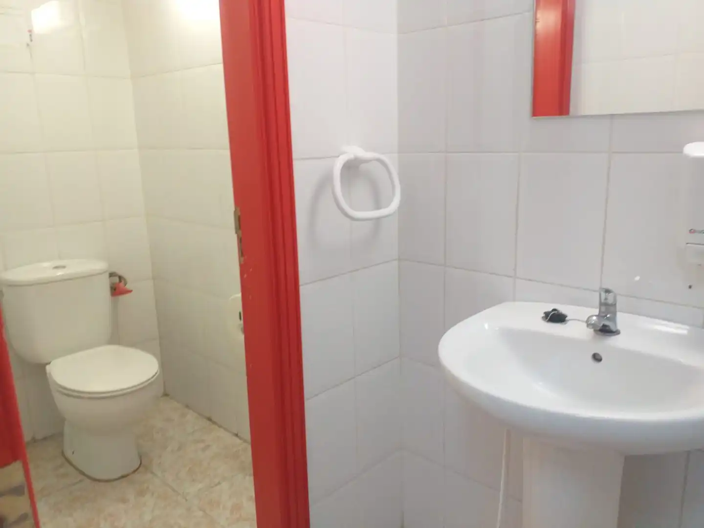 Commercial properties for rent in Buenos Aires - Chamberí - Las Moraditas
