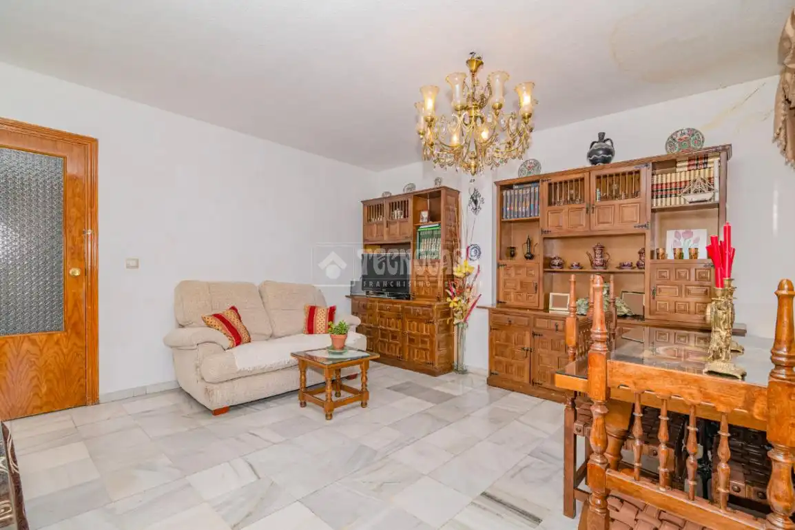 Casa adosada en venda a Cenes de la Vega