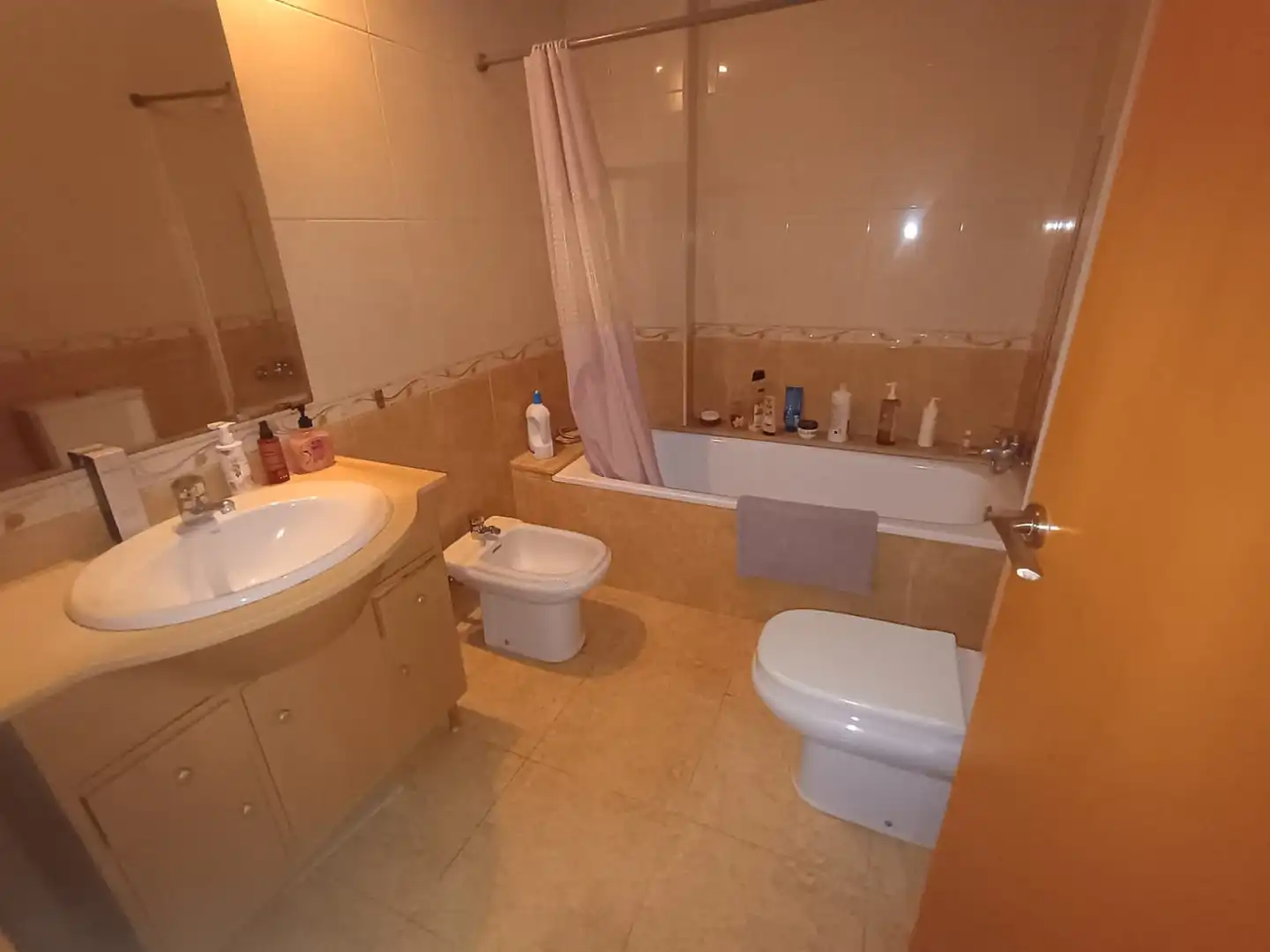 Baño de Dúplex en venta en La Pobla Llarga con Aire acondicionado, Calefacción y Trastero