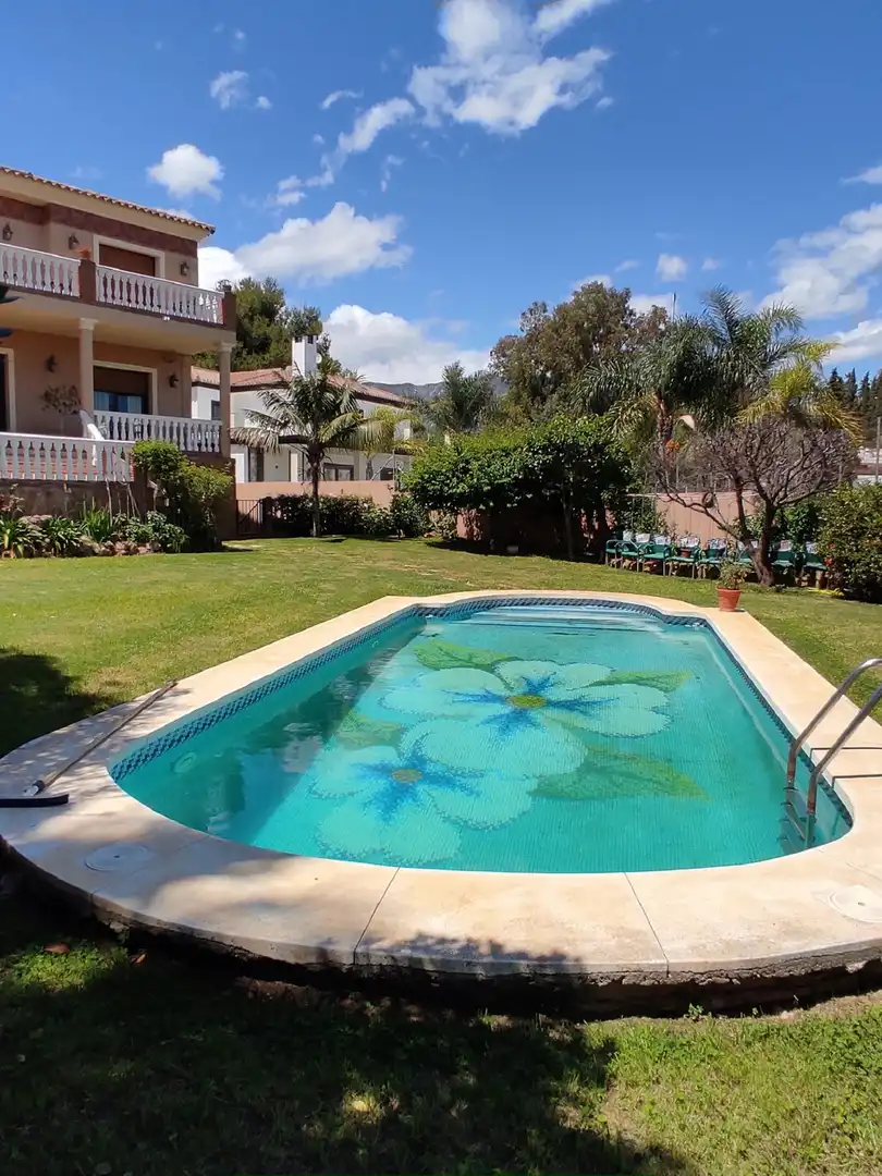 Xalet amb piscina en venda a Las Lagunas, imagen 2