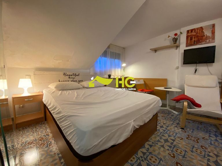 Dormitori de Estudi de lloguer en Villaviciosa de Odón amb Calefacció, Moblat i Piscina comunitària