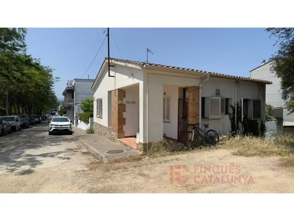 Casa o chalet en venta en Calle Balears-Palau Sacosta, Palau