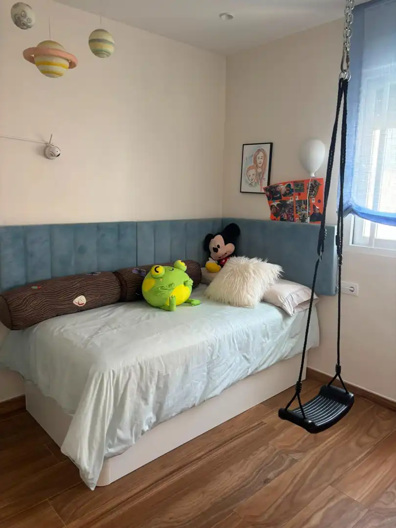 Casa aparellada amb terrassa en venda a La Conarda, imagen 24