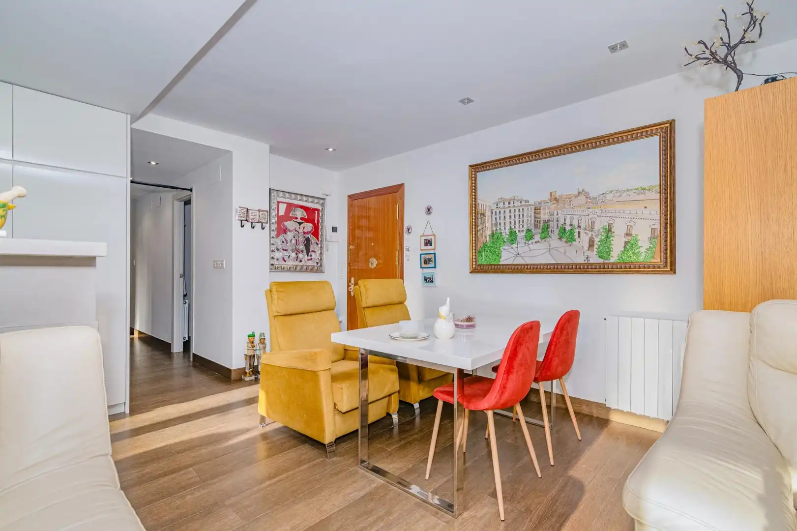 Comedor de Piso en venta en Granada con Aire acondicionado, Terraza y Amueblado