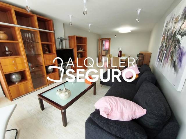 Piso en Alquiler en Agustín Gosálvez Orts en Altozano - Conde Lumiares