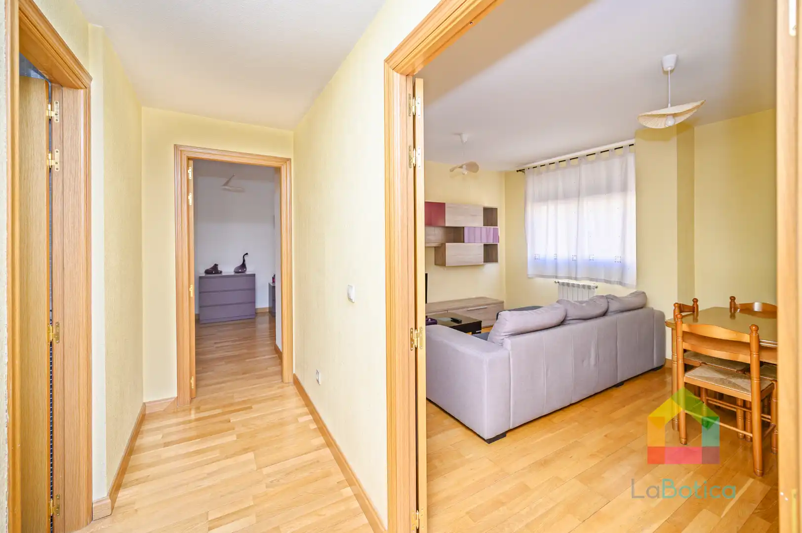 Apartament en venda en Toledo amb Aire condicionat, Moblat i Piscina comunitària