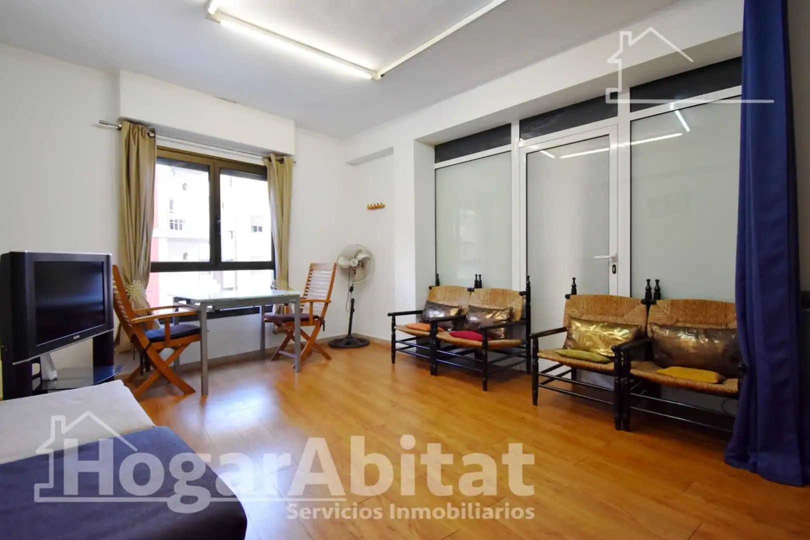Schlafzimmer von Wohnung zum Verkauf in Oliva mit Klimaanlage, Heizung und Parkett