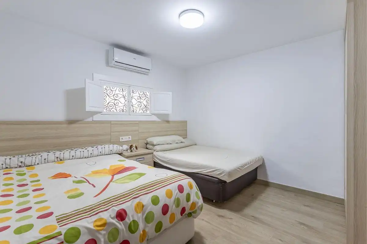 Bedroom of Houses for sale in Los Guájares  with Air Conditioner, Private garden and Swimming Pool