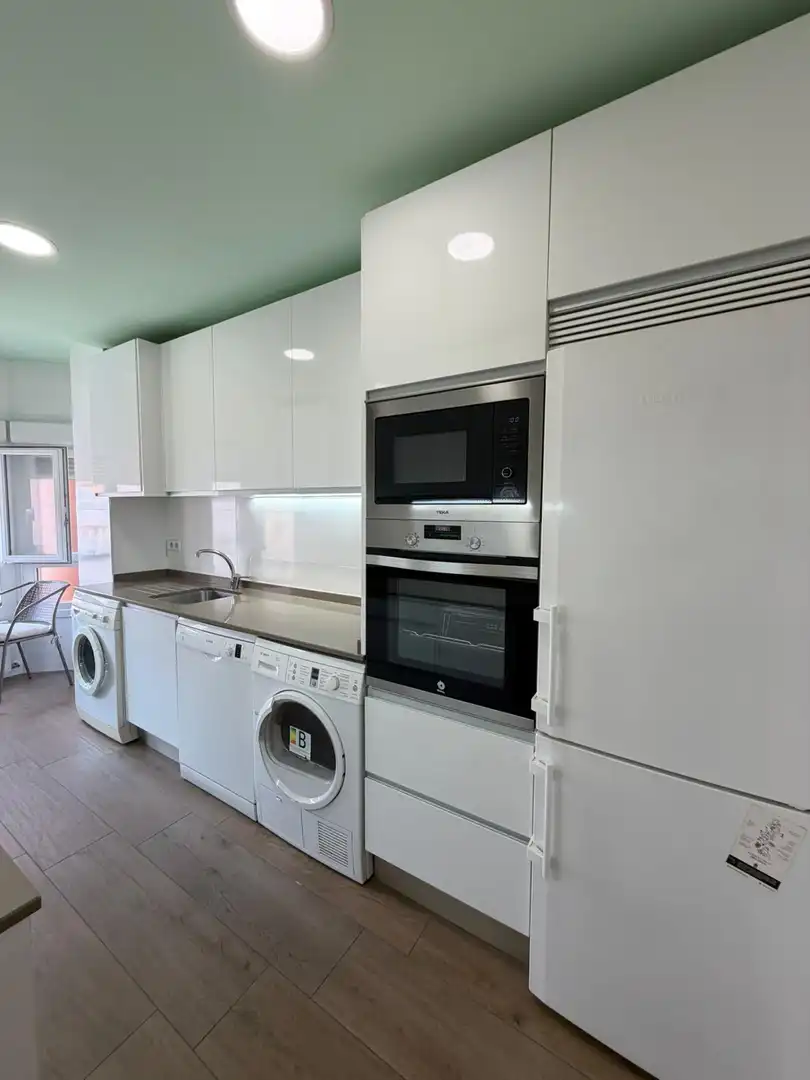 Cocina de Piso de alquiler en Madrid con Aire acondicionado, Calefacción y Parquet