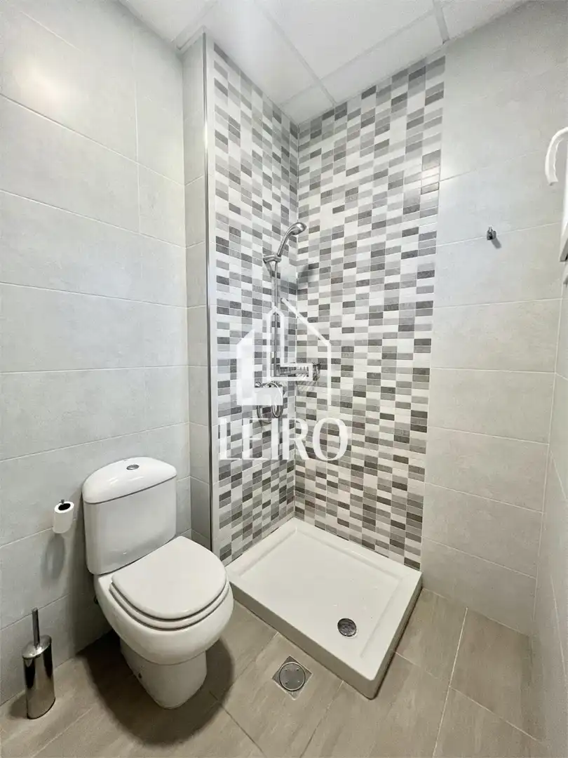 Bathroom of Commercial properties for rent in Vilanova de Arousa