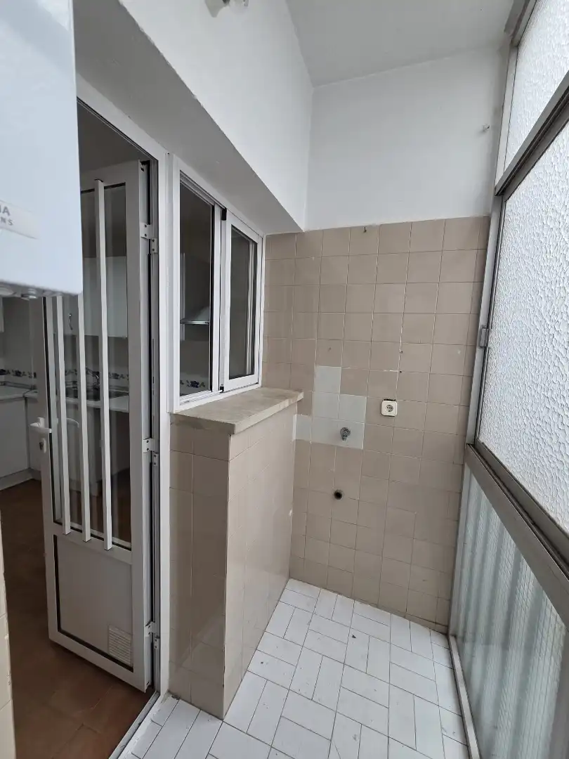 Bathroom of Flat for rent in Badajoz  with Air Conditioner, Heating and Terrace