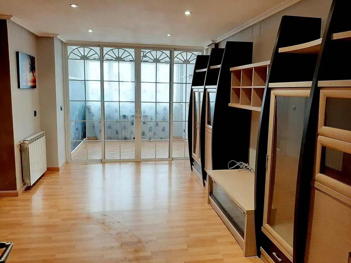 Piso de alquiler en Fuenlabrada con Aire acondicionado, Calefacción y Terraza