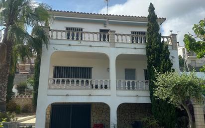 Exterior view of House or chalet for sale in Calafell  with Air Conditioner, Private garden and Terrace