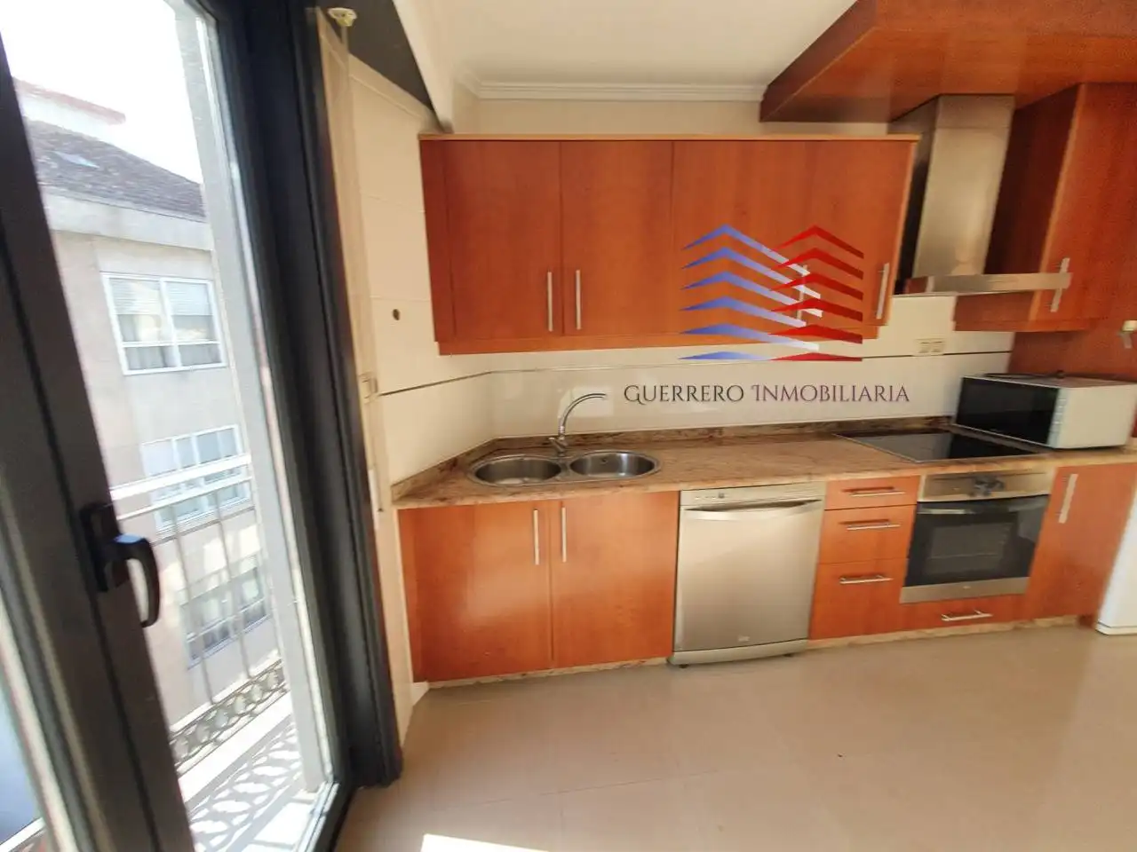 Wohnung zur Miete in Ourense Capital  mit Heizung, Parkett und Terrasse