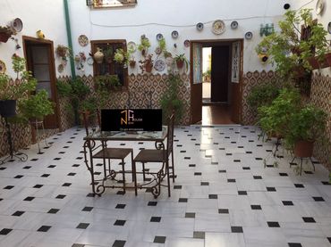 Casa con balcone in vendita a Centro