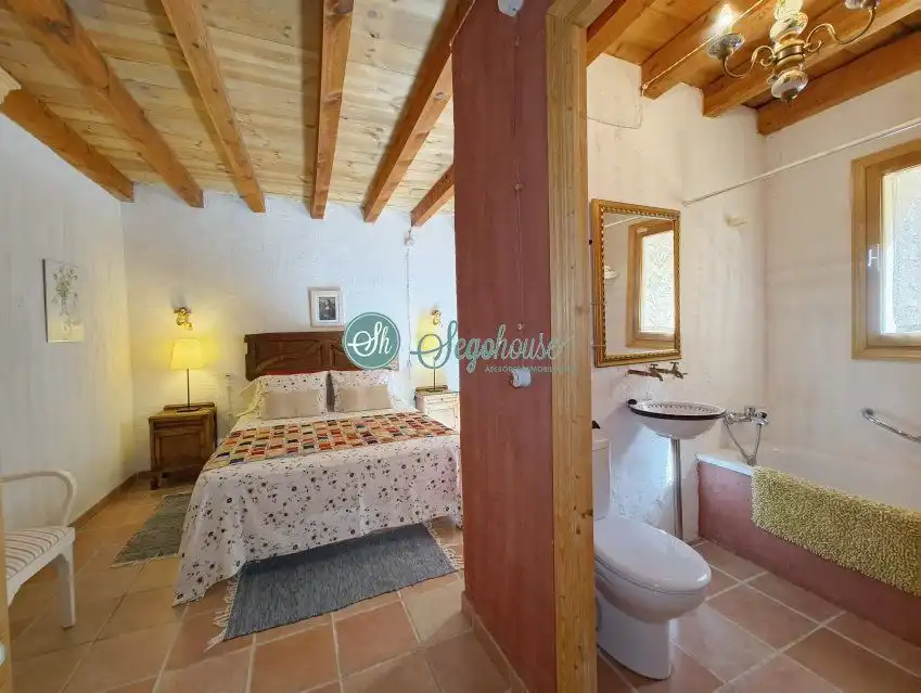 Habitación de Casa o chalet en venta en Escobar de Polendos con Calefacción y Trastero