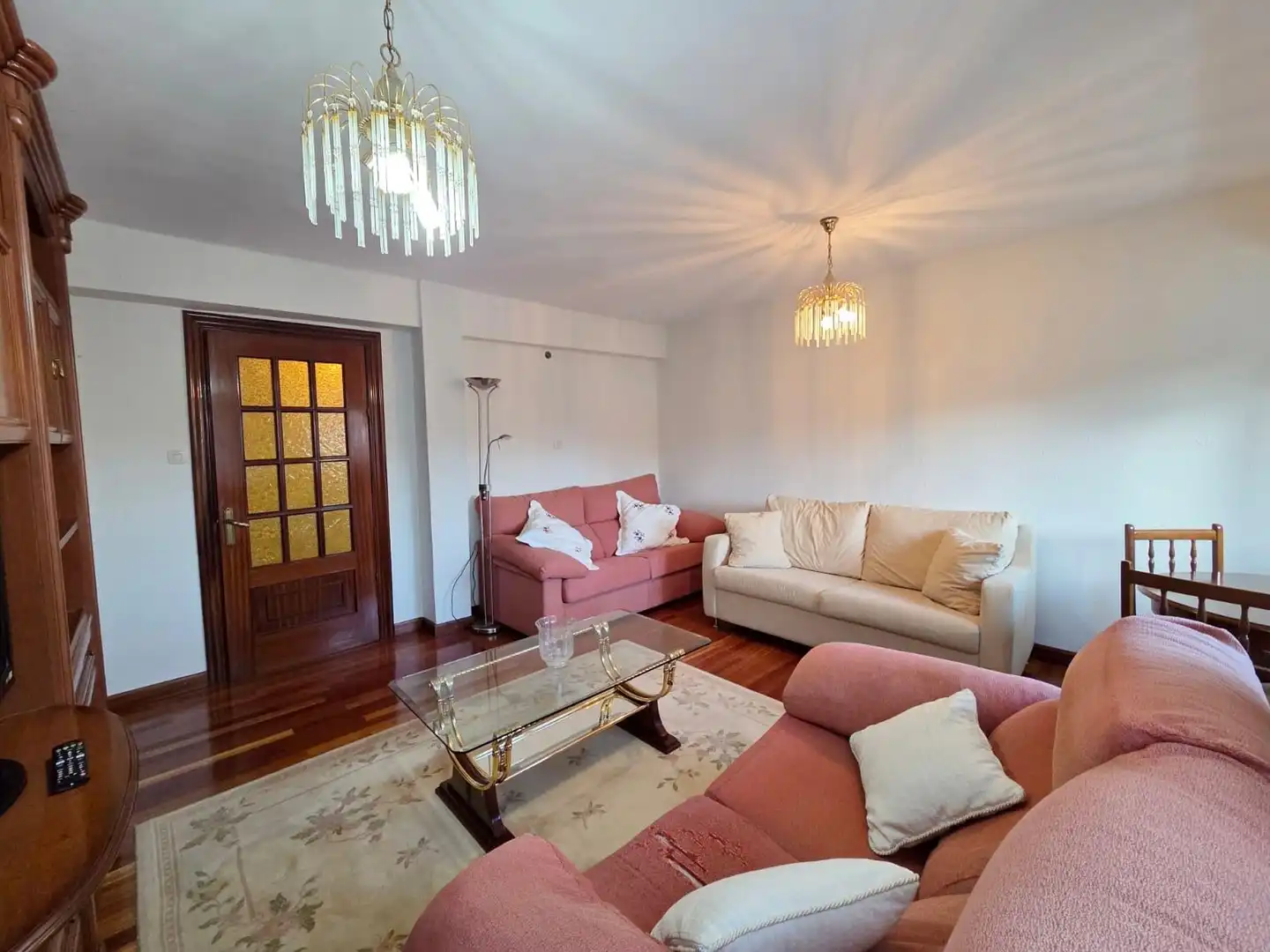 Sala d'estar de Pis de lloguer en Santander amb Calefacció, Parquet i Moblat