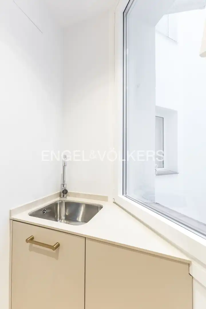 Balcony of Flat for rent in Chamberí