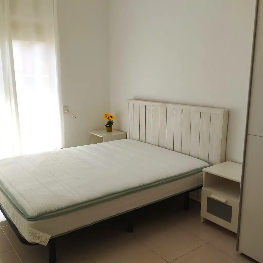 Habitación de Dúplex de alquiler en Murcia con Aire acondicionado, Terraza y Trastero