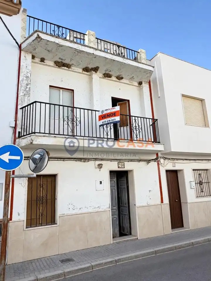Exterior view of Houses for sale in El Coronil